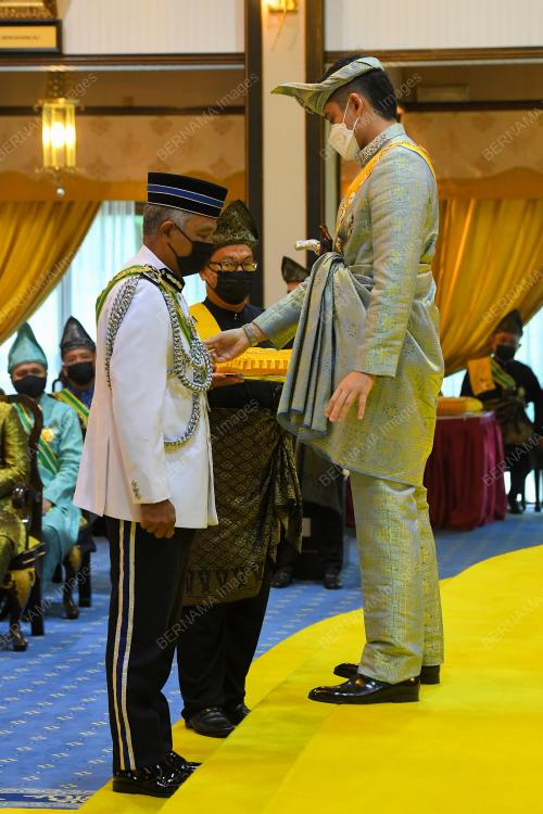 TENGKU HASSANAL IBRAHIM ALAM SHAH AL-SULTAN ABDULLAH 