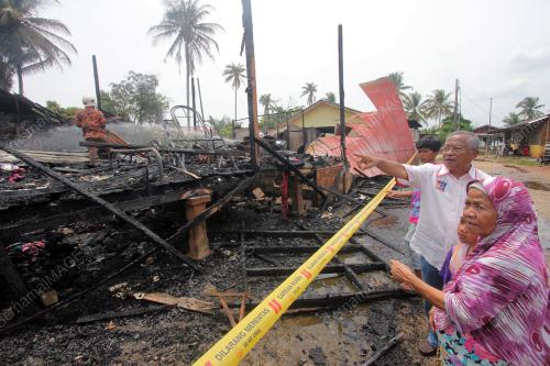 PH11_17052014_TERBAKAR