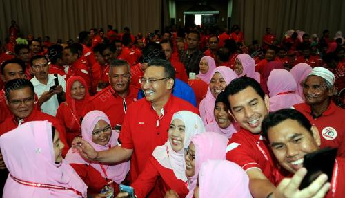 PH11_19112016_UMNO