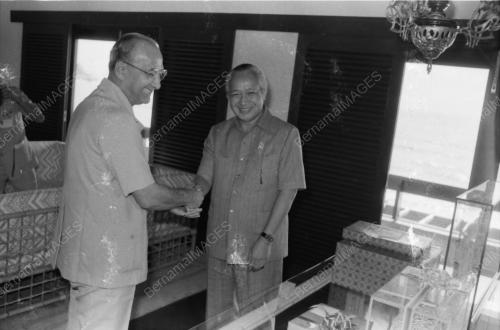AGONG, SUHARTO,PM DI KUANTAN