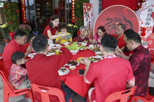 MAKAN BESAR TAHUN BAHARU CINA