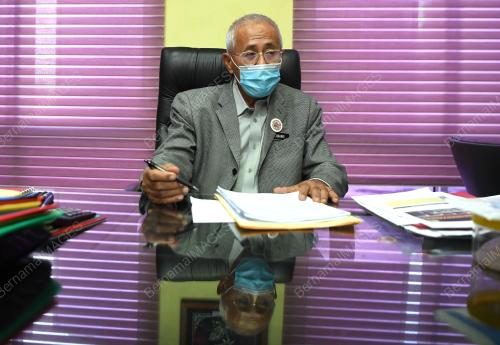DATUK DR BAHARI CHE AWANG