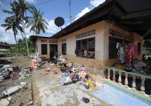 PH11_30012017_BANJIR