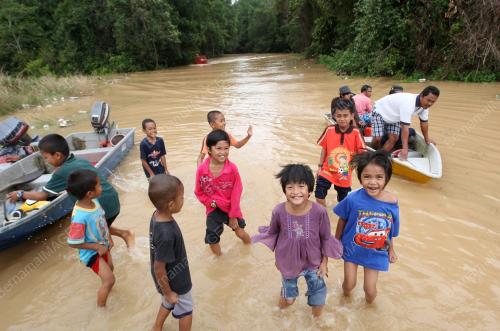 PH12_01022011_BANJIR