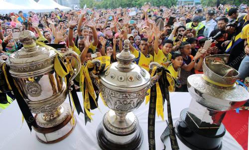 PH12_03112014_PIALA