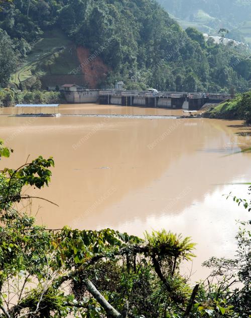 PH12_06112014_BANJIR