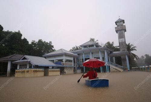 PH12_09012015_BANJIR