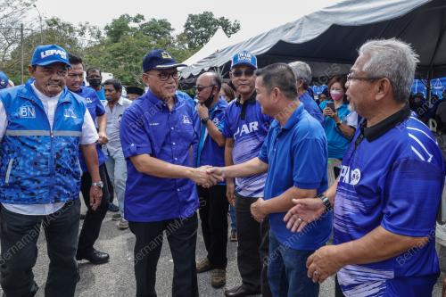DATUK SERI WAN ROSDY WAN ISMAIL
