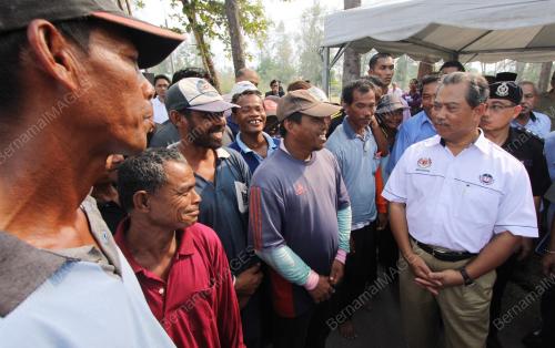 TAN SRI MUHYIDDIN YASSIN