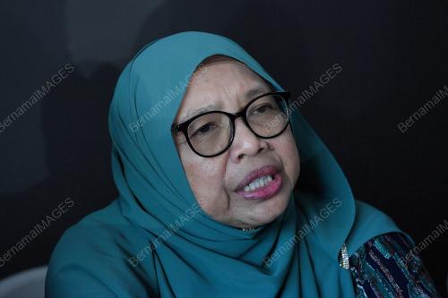 FAKHRIYATIE MOHD LOTFIE