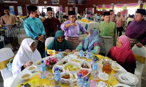 PH12_16082013_AIDILFITRI