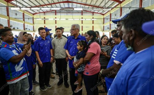 DATUK SERI ISMAIL SABRI YAAKOB