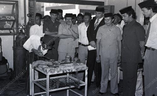 TENGKU ABDULLAH
