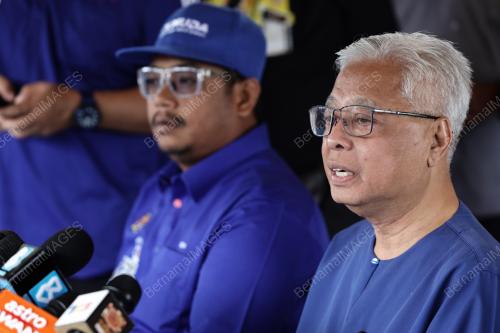 DATUK SERI ISMAIL SABRI YAAKOB