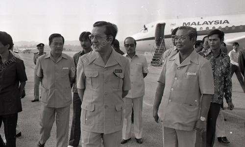 MAHATHIR MOHAMAD