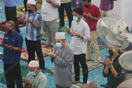 QUNUT NAZILAH SOLAT JUMAAT