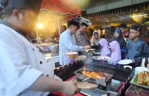 PH12_24062015_RAMADAN