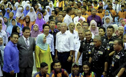 PH12_25102017_MAHDZIR