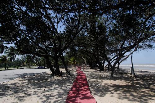 TINJAUAN PANTAI LENGANG