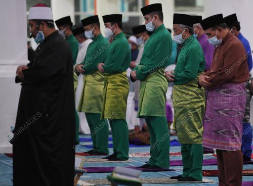 AL-SULTAN ABDULLAH RI'AYATUDDIN AL-MUSTAFA BILLAH