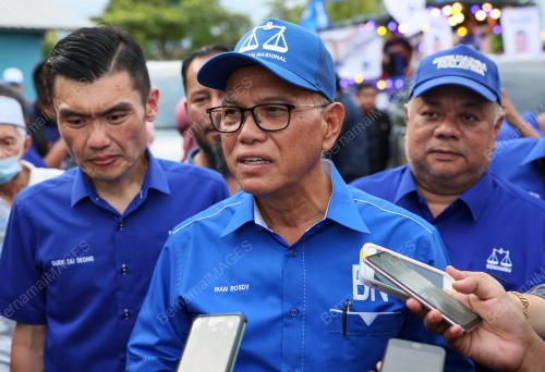 DATUK SERI WAN ROSDY WAN ISMAIL