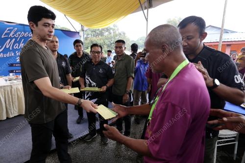 TENGKU HASSANAL IBRAHIM ALAM SHAH