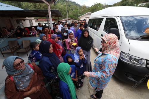 TUNKU HAJAH AZIZAH AMINAH MAIMUNAH ISKANDARIAH
