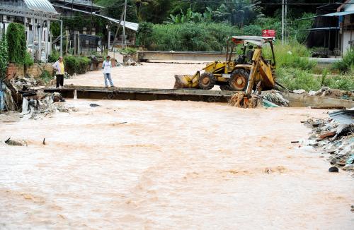 PH13_07114_BANJIR_MANGSA_07112014