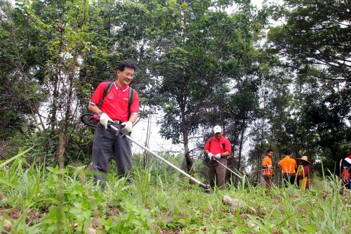 PH13_08112015_GOTONG_ROYONG
