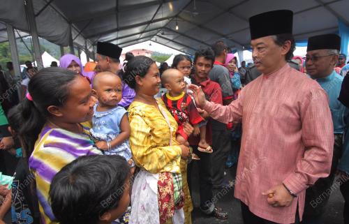 PH13_09082014_TM_RAYA