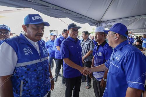 DATUK SERI WAN ROSDY WAN ISMAIL