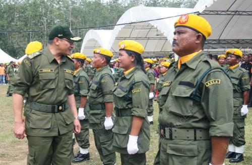 HISHAMUDDIN TUN HUSSEIN