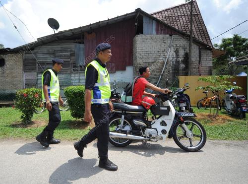 PH13_14052015_POLIS