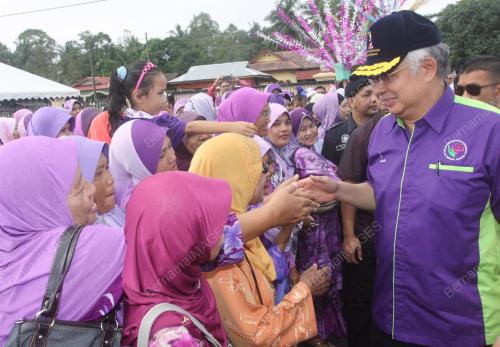 PH13_15012012_PM_KOMUNITI