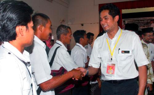 KHAIRY JAMALUDDIN