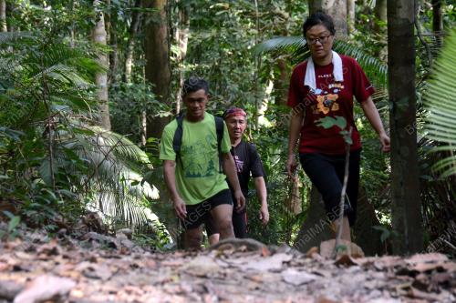 AKTIVITI RIADAH DI BUKIT PELINDUNG