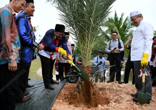 PH13_22082019_MUJAHID_BN201908218674