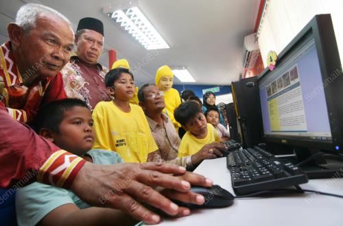 MOHD SIDEK HASSAN