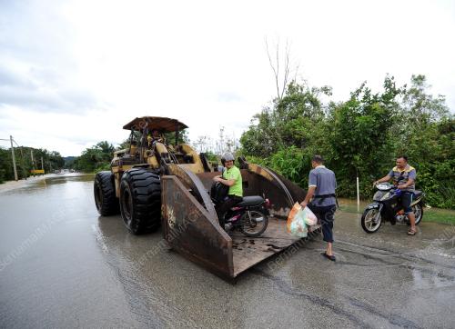 PH13_25012017_BANJIR