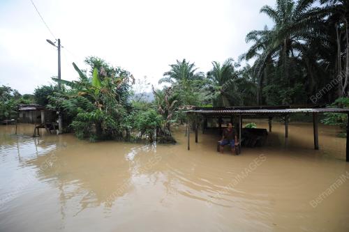 PH13_26012017_BANJIR