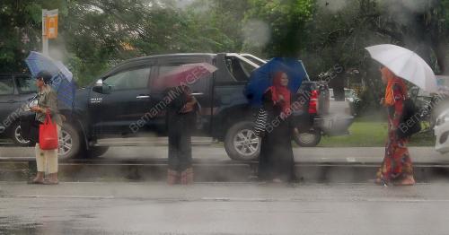 PH13_28032017_HUJAN