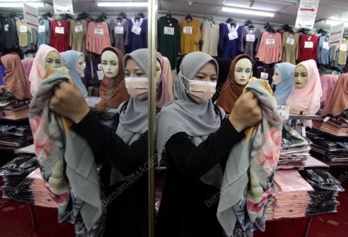 MEMBELI BELAH TUDUNG RAYA