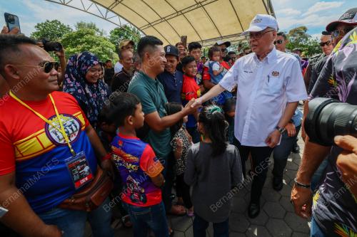 DATUK SERI ISMAIL SABRI YAAKOB