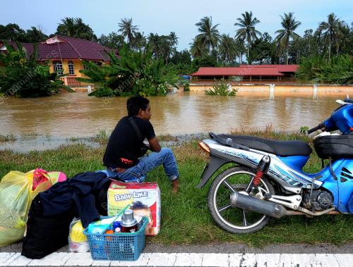 PH14_01012015_BANJIR