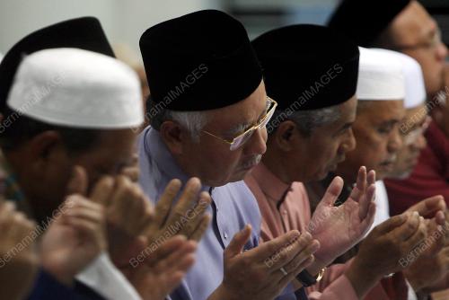 MOHD NAJIB TUN ABDUL RAZAK