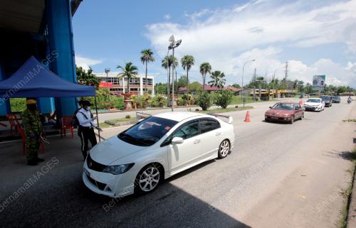 SEKATAN JALAN RAYA