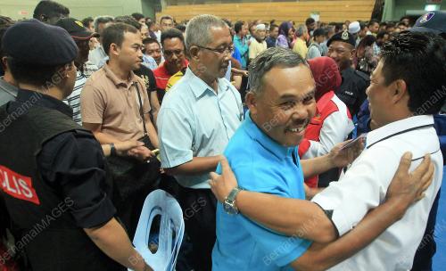 PH14_11022014_BANTUAN