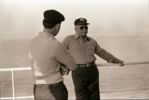 AGUNG DAN TENTERA LAUT