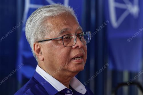 DATUK SERI ISMAIL SABRI YAAKOB