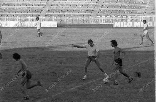 PH14_14012015_LATIHAN_BOLA
